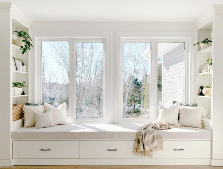 7 Sofa Impian Untuk Model Jendela Ruang Tamu Bay Window